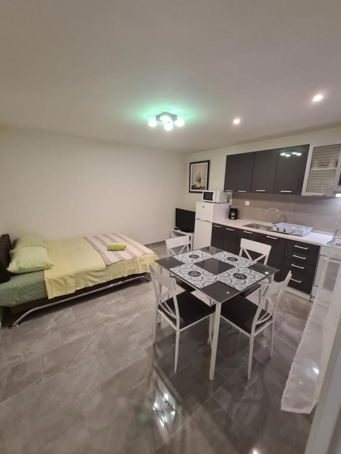 Apartments Kresan Sukošan Dış mekan fotoğraf