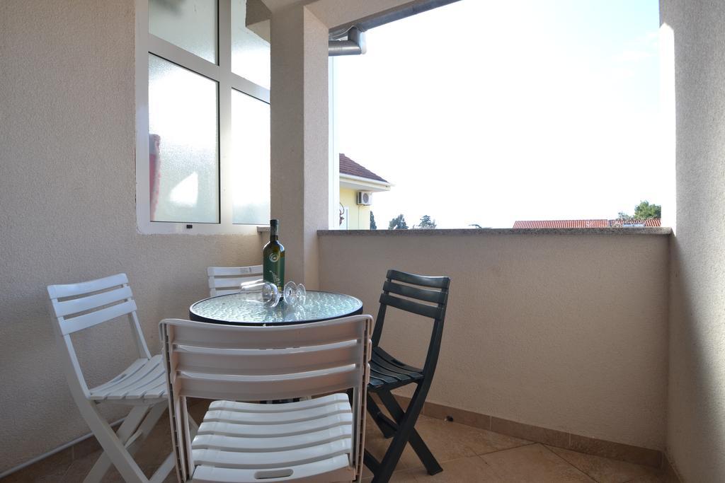 Apartments Kresan Sukošan Dış mekan fotoğraf