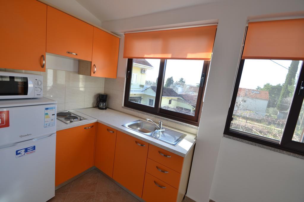 Apartments Kresan Sukošan Dış mekan fotoğraf